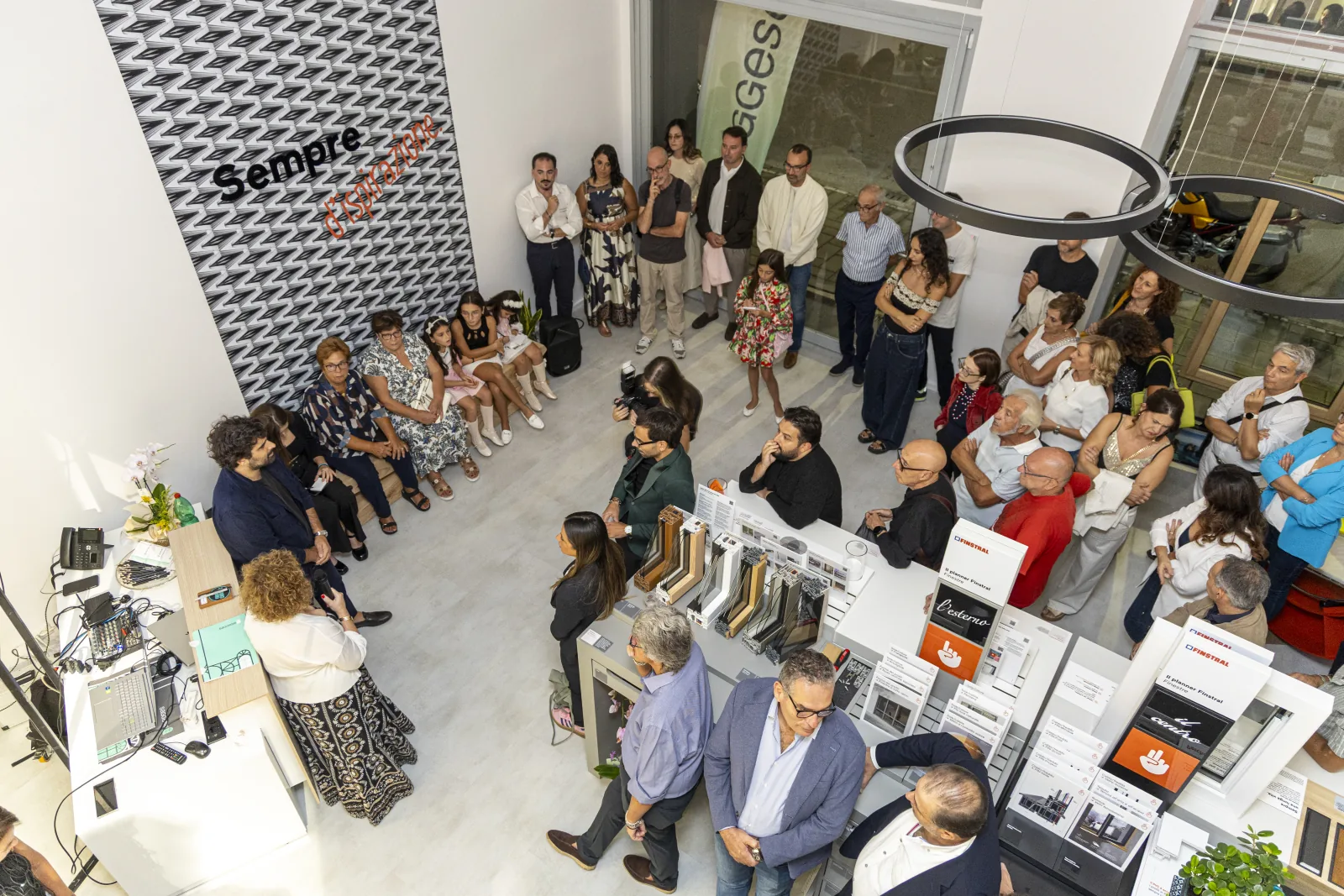 Relazione di Mariano Cuofano nello showroom del 19 settembre 2026